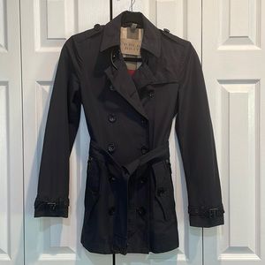 Authentic Burberry Brit Navy Short Trench UK4/US2